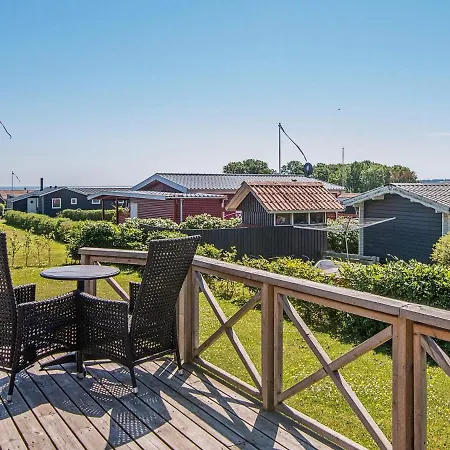 6 Person In Juelsminde *