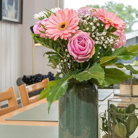 6 Person In Juelsminde *